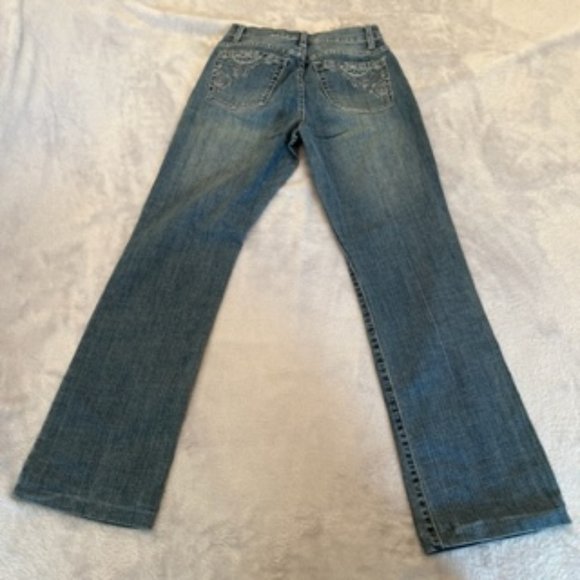 Zena Women's Embroidered Jeans 4 - Picture 8 of 14